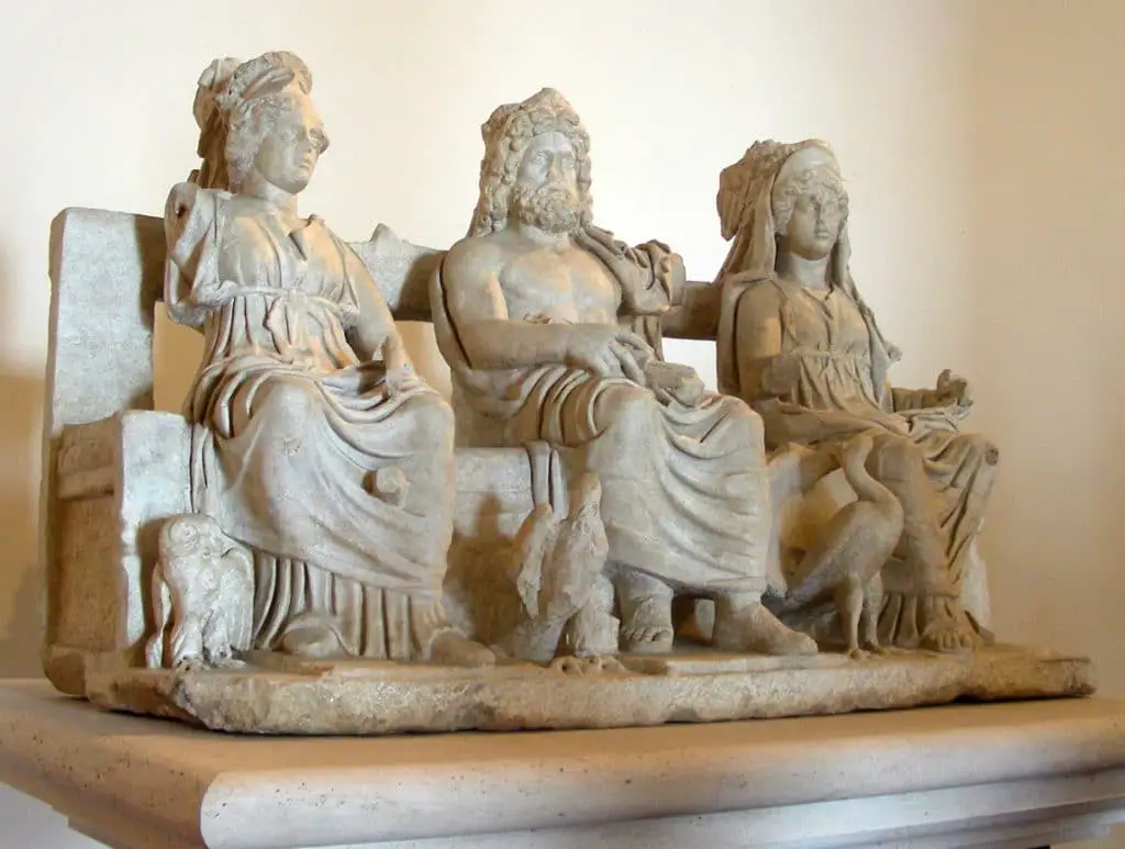 Minerva 4 Triada Capitolina