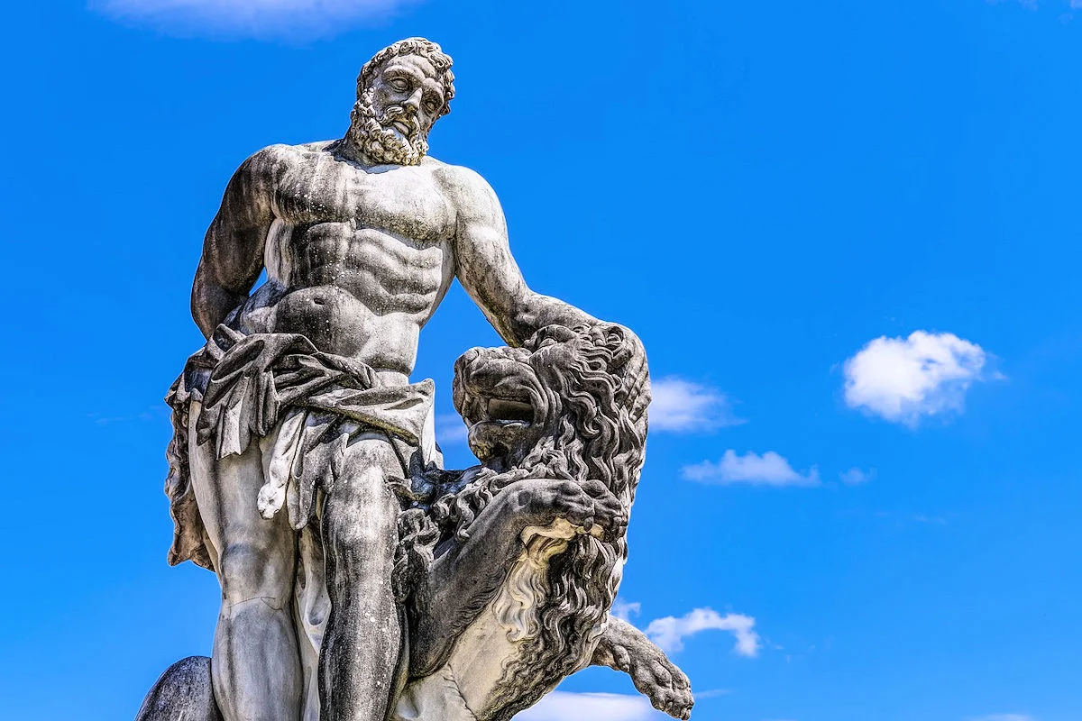 ▷ MITOLOGÍA GRIEGA » Tradiciones, Dioses y Simbología 7 Personajes mitológicos griegos. Hércules.